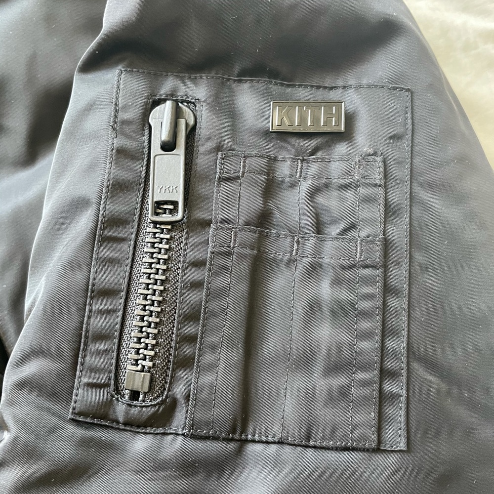 Kith Bomber - Picture 3 of 3